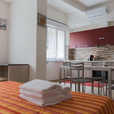 Family Apartment London เวโรนา ภายนอก รูปภาพ