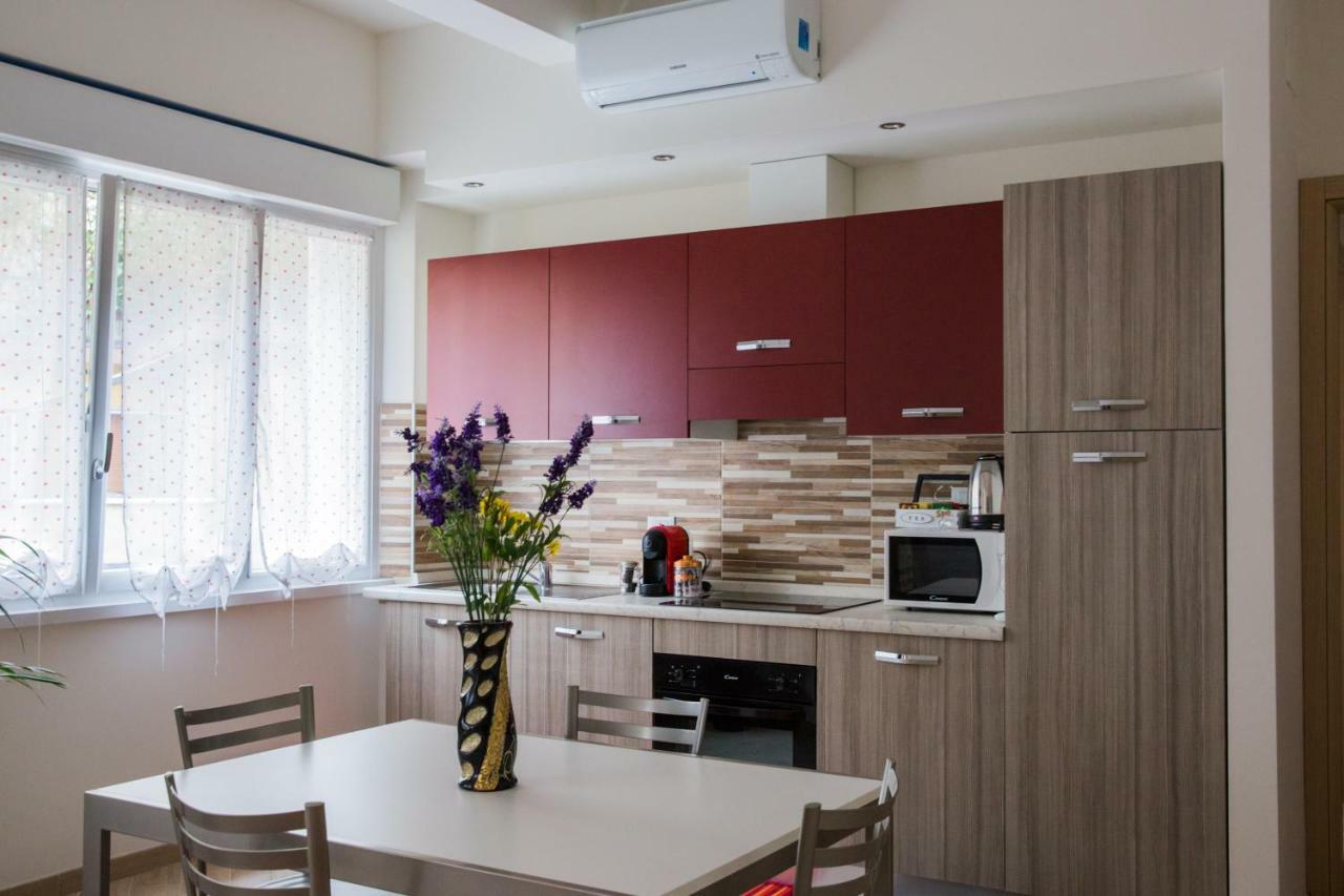 Family Apartment London เวโรนา ภายนอก รูปภาพ