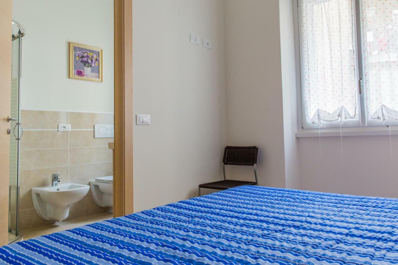 Family Apartment London เวโรนา ภายนอก รูปภาพ